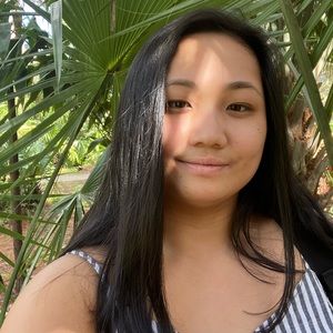 Meet your Posher, Kaleigh